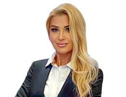 Agent: Ivelina Neykova