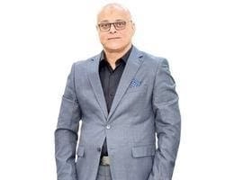 Agent: Moamar Ibrahim Elnegily