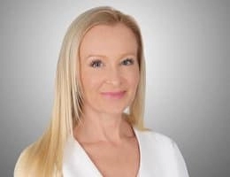 Agent: Claire Fenner