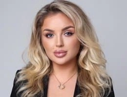 Agent: Svitlana Pidkydach