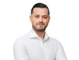 Agent: Luke Constantinou