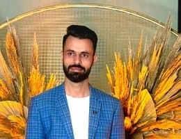 Agent: Aamer Razzaq Khan