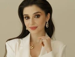 Agent: Mariia Voronina