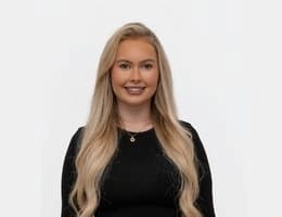 Agent: Eleanor Ackroyd