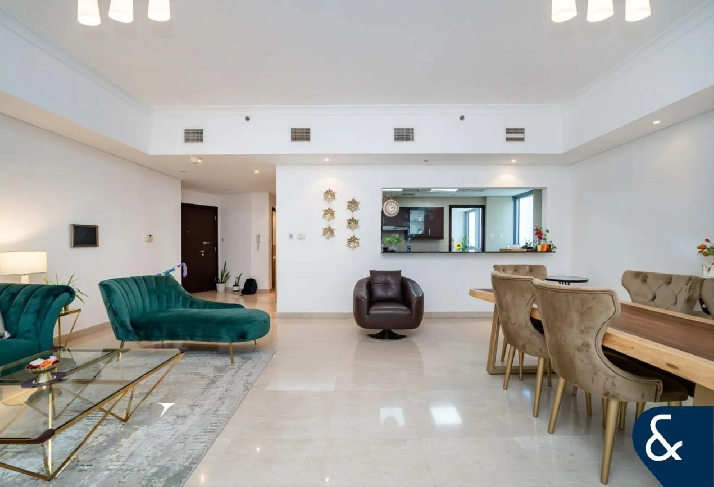 Marina View | Large Layout | 2 Bed Image# 1