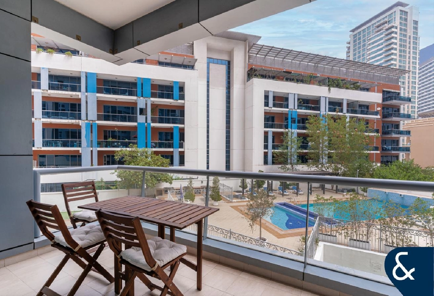 2 Bed | Vacant | Pool View