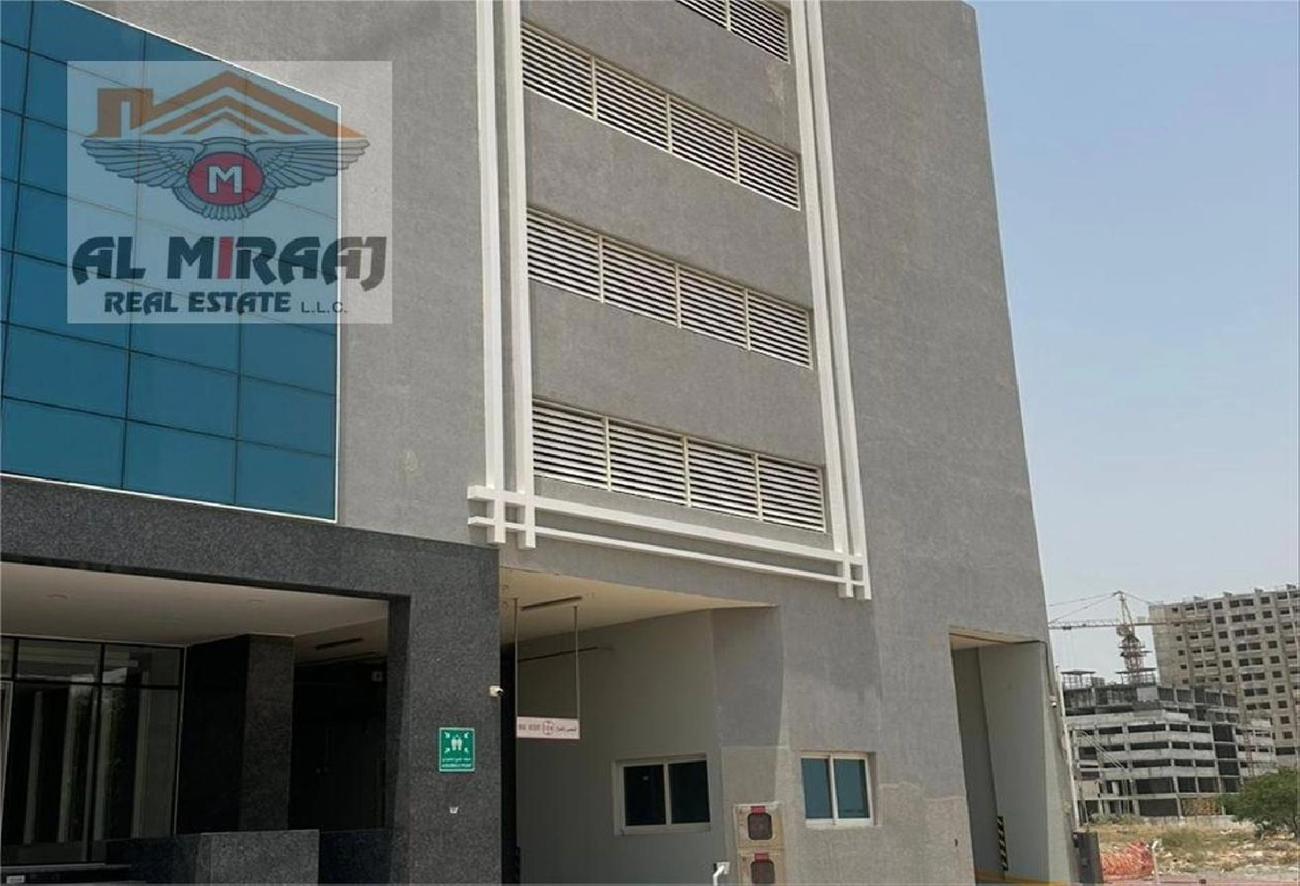 2 Bhk For Rent In Gulf Tower 1235 Sqft With Parking Pictures