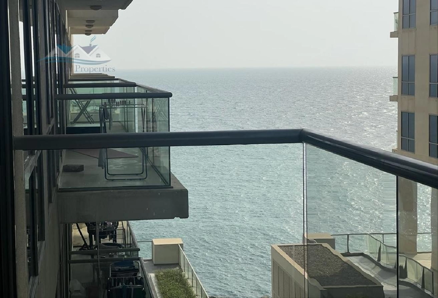 NEW Stunning Sea View 2 BR apartment Pacific