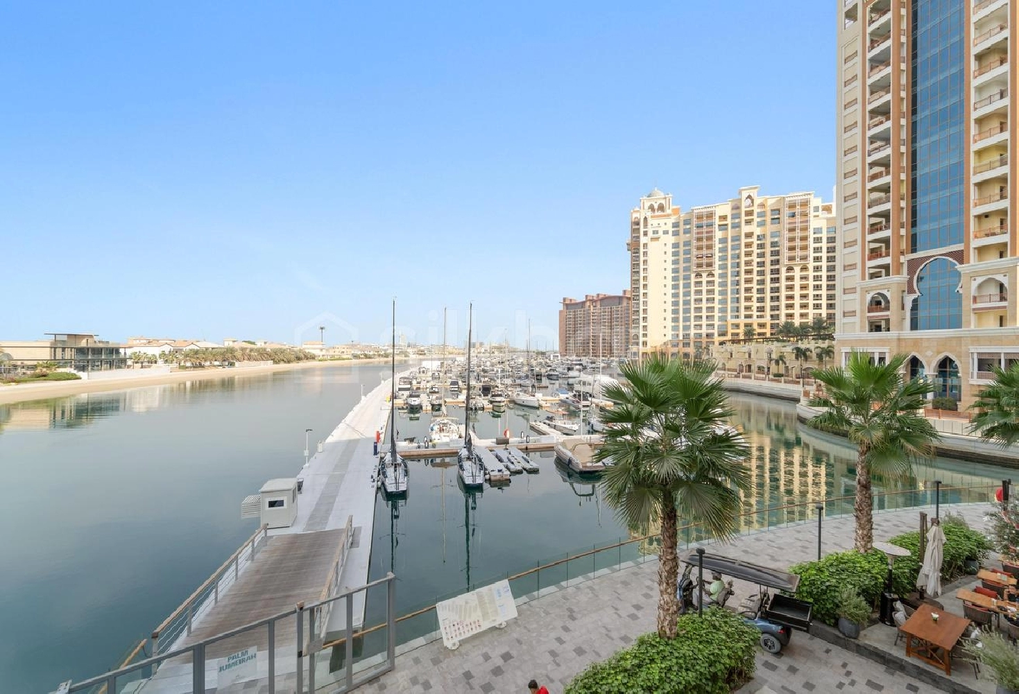 Sea View Studio | Furnished | No agency fee Image# 1