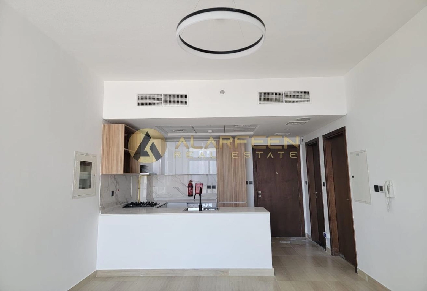 Community View | Prime Location | Spacious Unit Image# 1