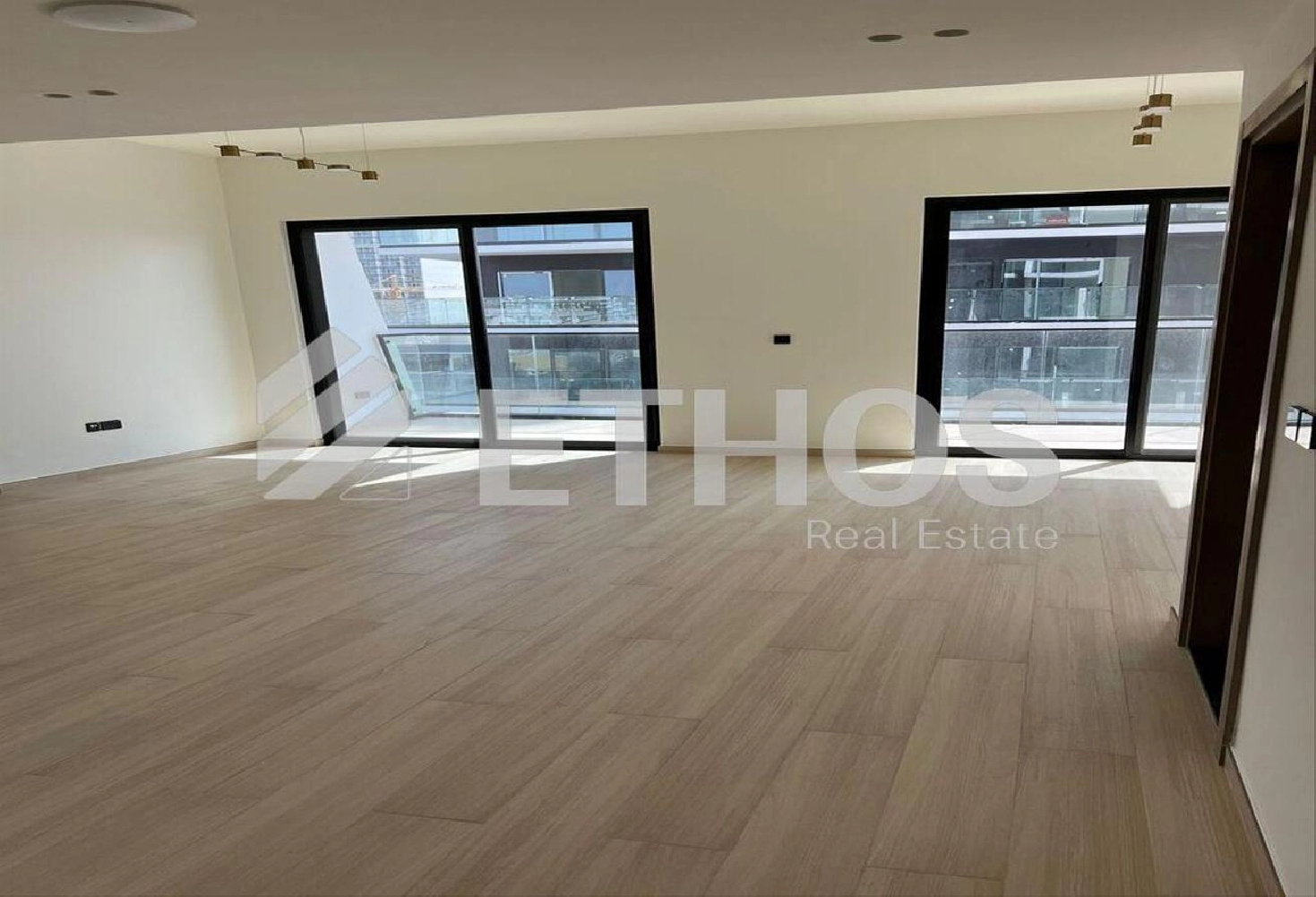 Smart Home | Bright and Spacious | Community View Image# 1