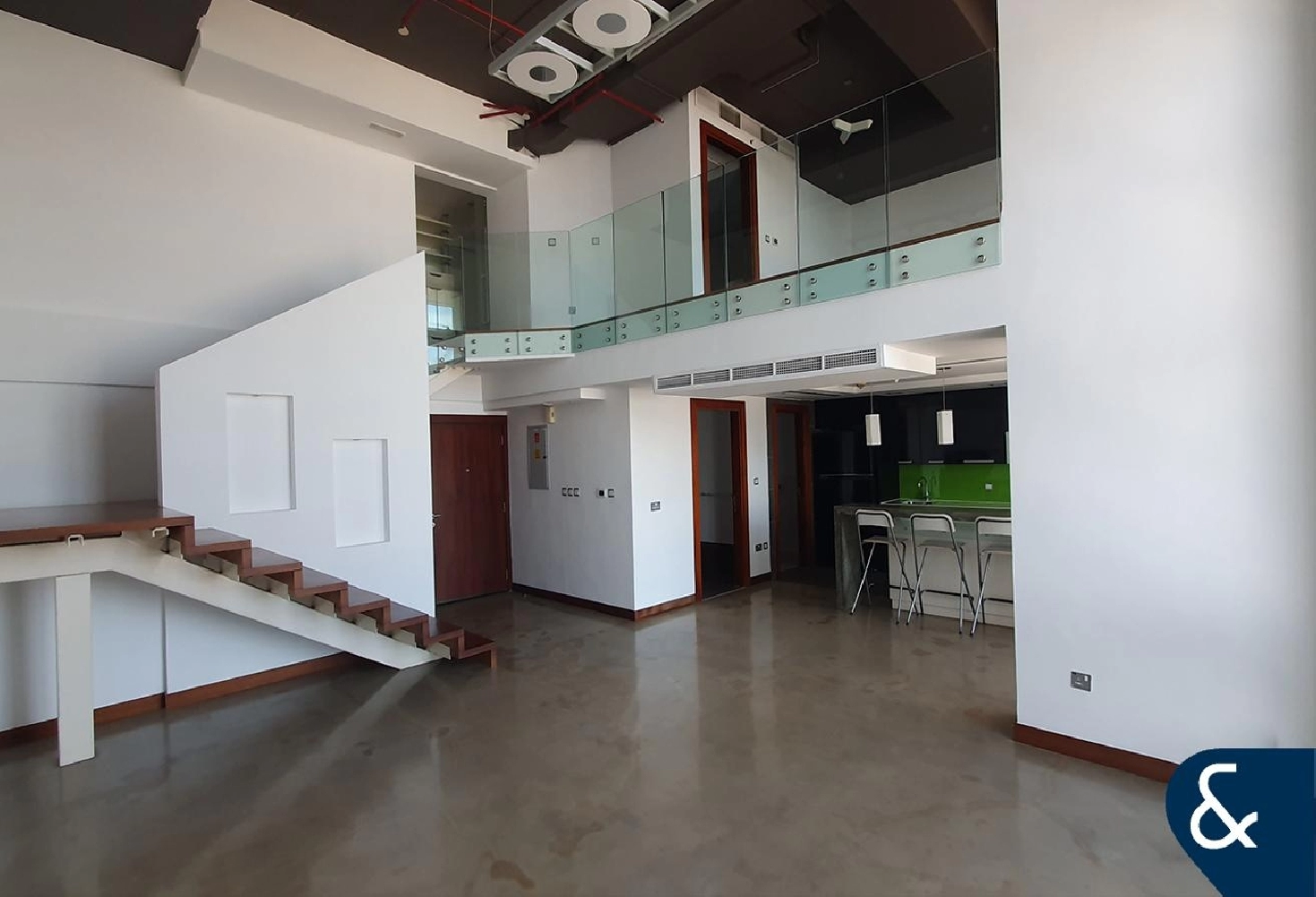 Duplex | Spacious | 1 Bed | Unfurnished Image# 1