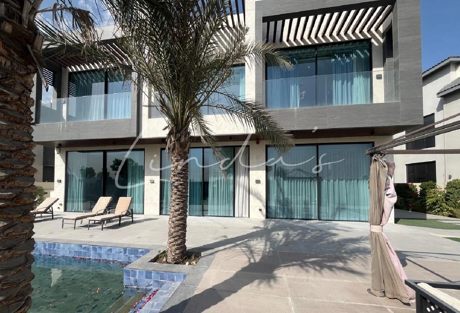 Fully Furnished 6 Bed | Theater | Smart Home