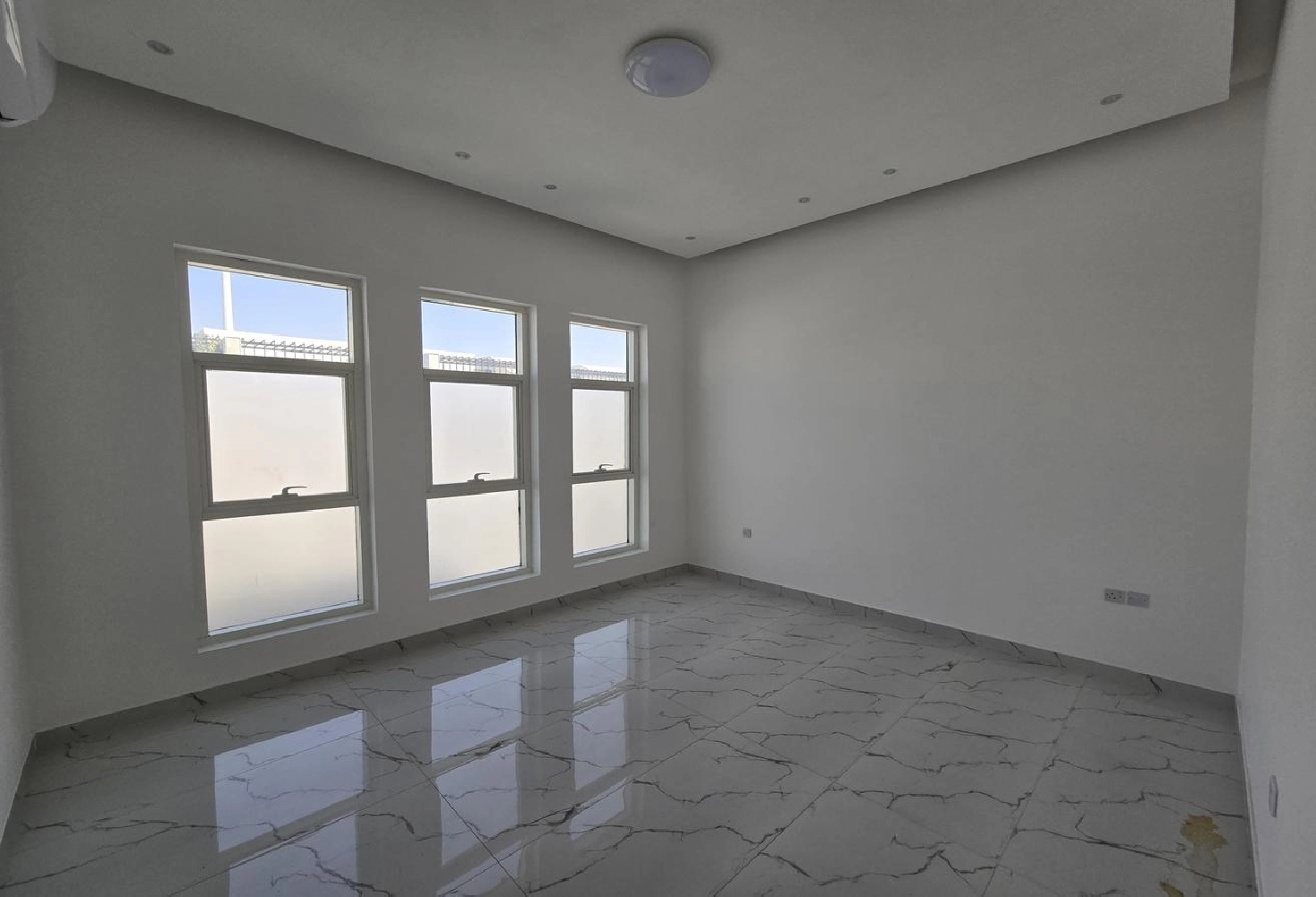 spacious Villa for Sale is Helio 2