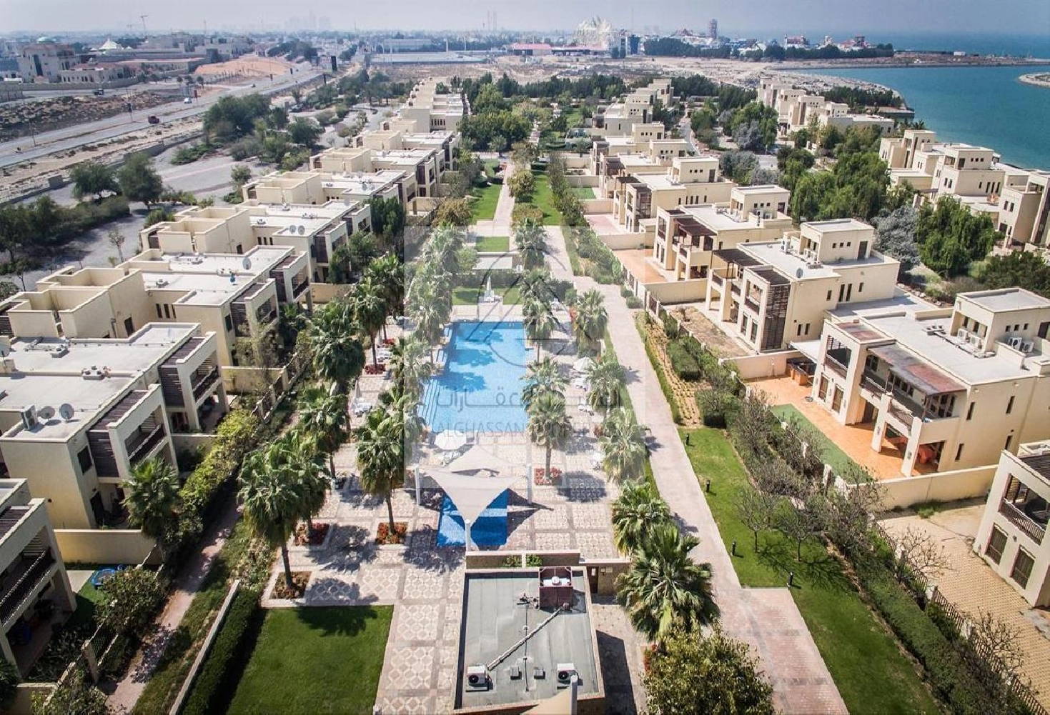 Elegant 3-Bedroom Grande Townhouse in Mina Al Arab