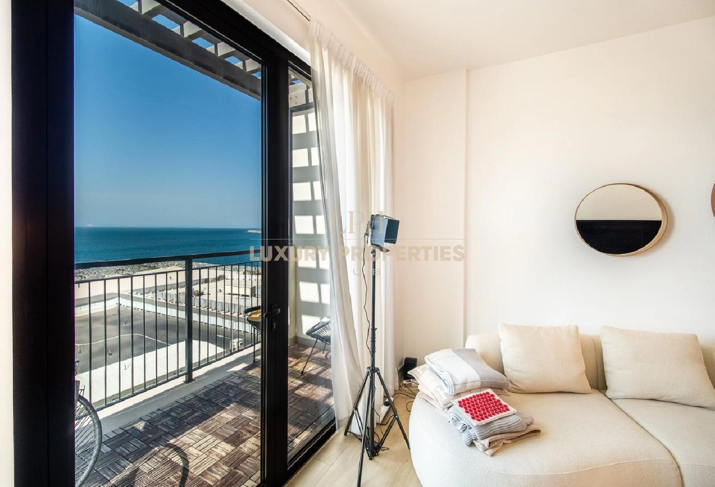 Private Beach Access | High Floor | Sea View Image# 1