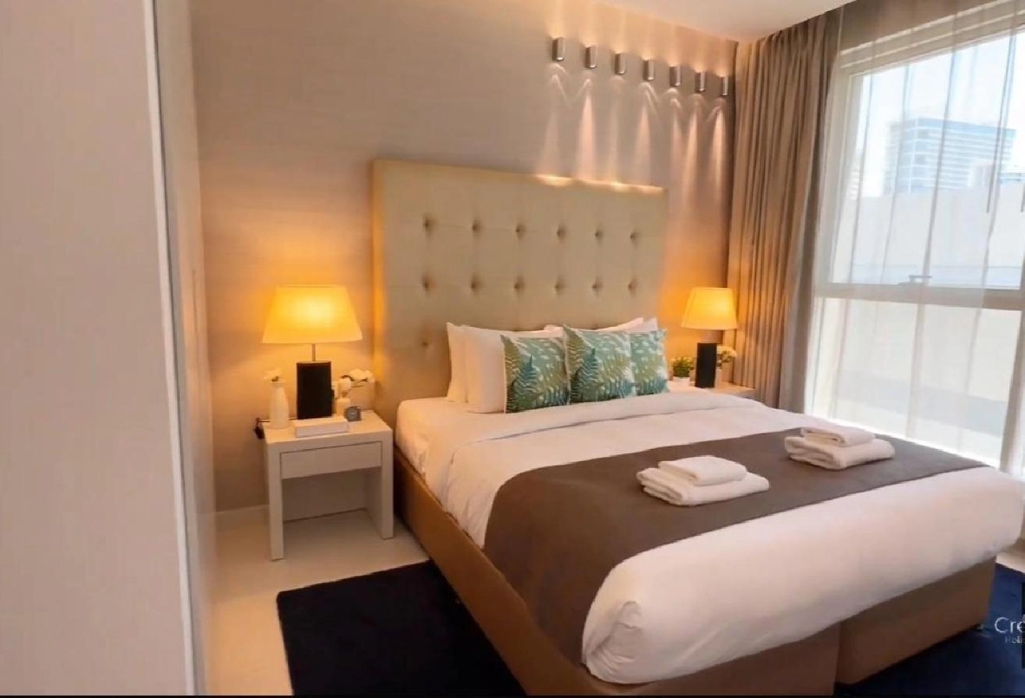 Ultra Chic 1 Bedroom Apartment in The Vogue  Image# 1