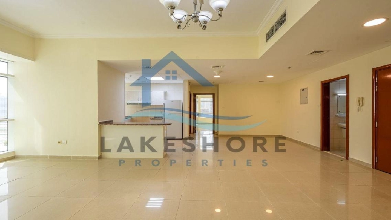 High Floor  | Bright | Spacious |  Next to Metro Image# 1