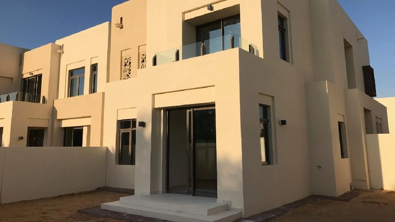 RM2 MIRA OASIS | ELEGANT 3BR + MAID’s Villa  Image# 1