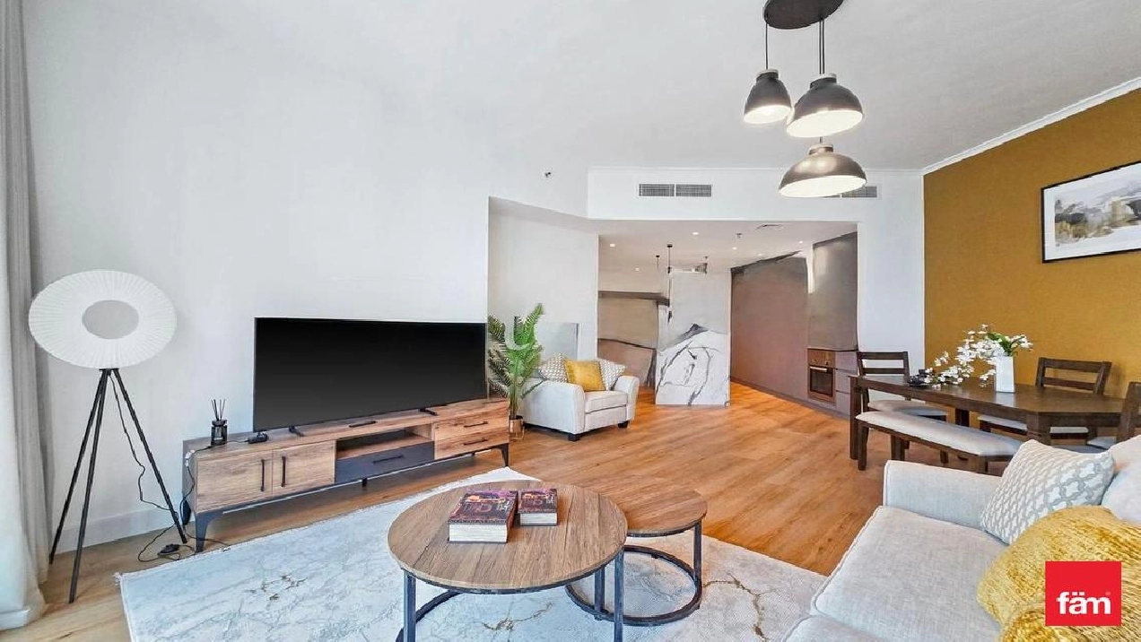 High Floor | Upgraded | Spacious Image# 1