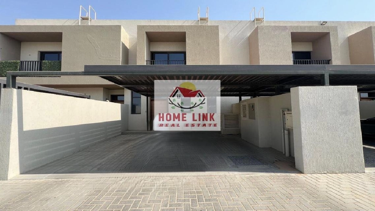 Spacious 3 BR Townhouse at Nasma Residence with BBQ & Gym Pictures