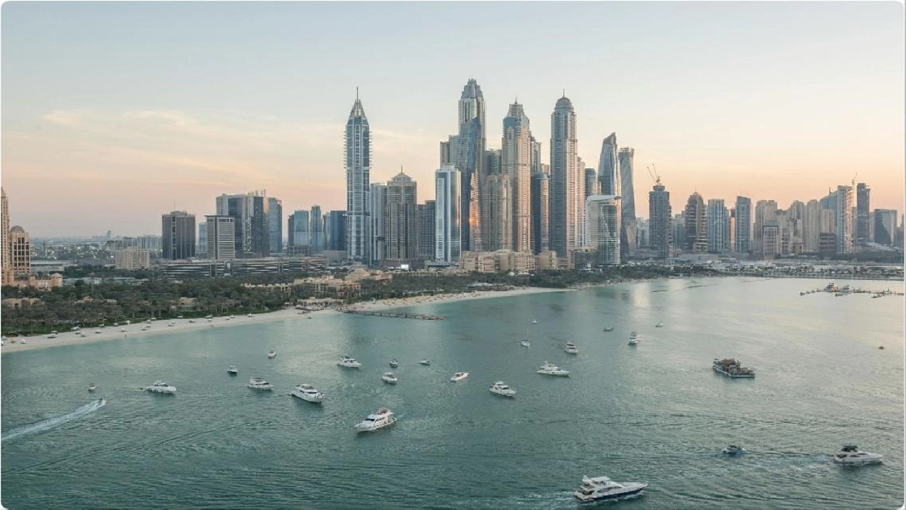 Motivated seller | High Floor | Distressed Pictures