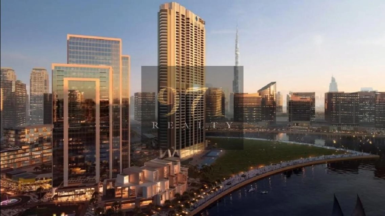 Luxury Living | Canal View | Spacious | High Floor Image# 1