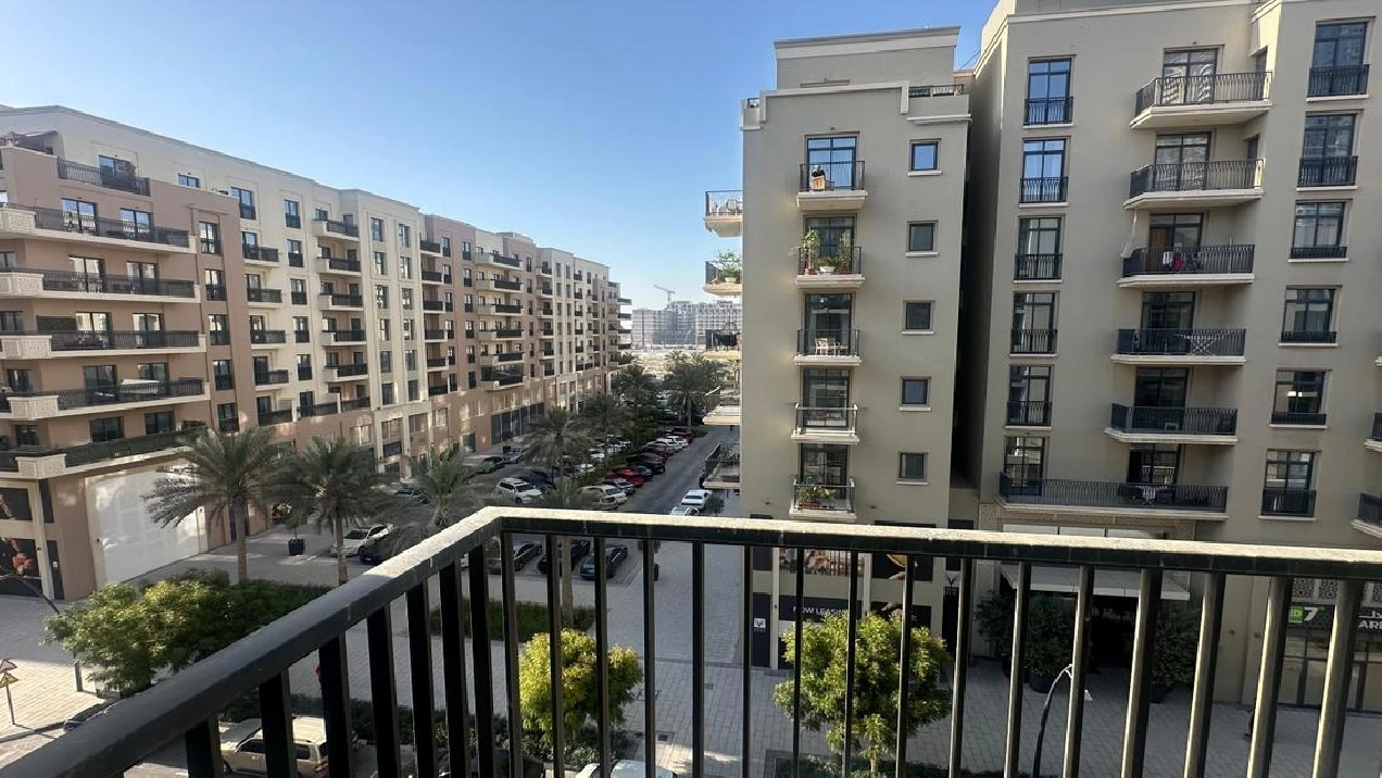 For Sale Distinctive Apartment in Naseem Building, Pictures