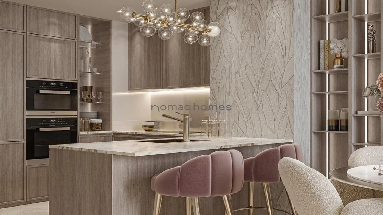 LARGE LAYOUT | LUXURY LIVING | CASH PRICE Image# 1