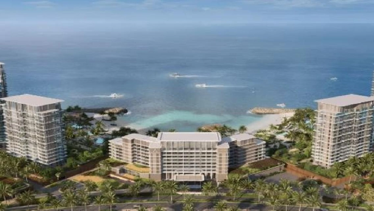 Oceanfront Luxury |5BR Villa +Maid |Prime Location