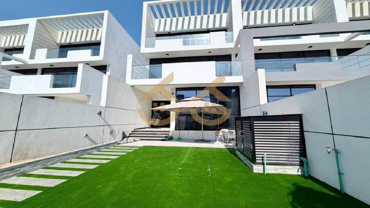 Spacious 4BR | Fully Furnished | Private Garden Image# 1