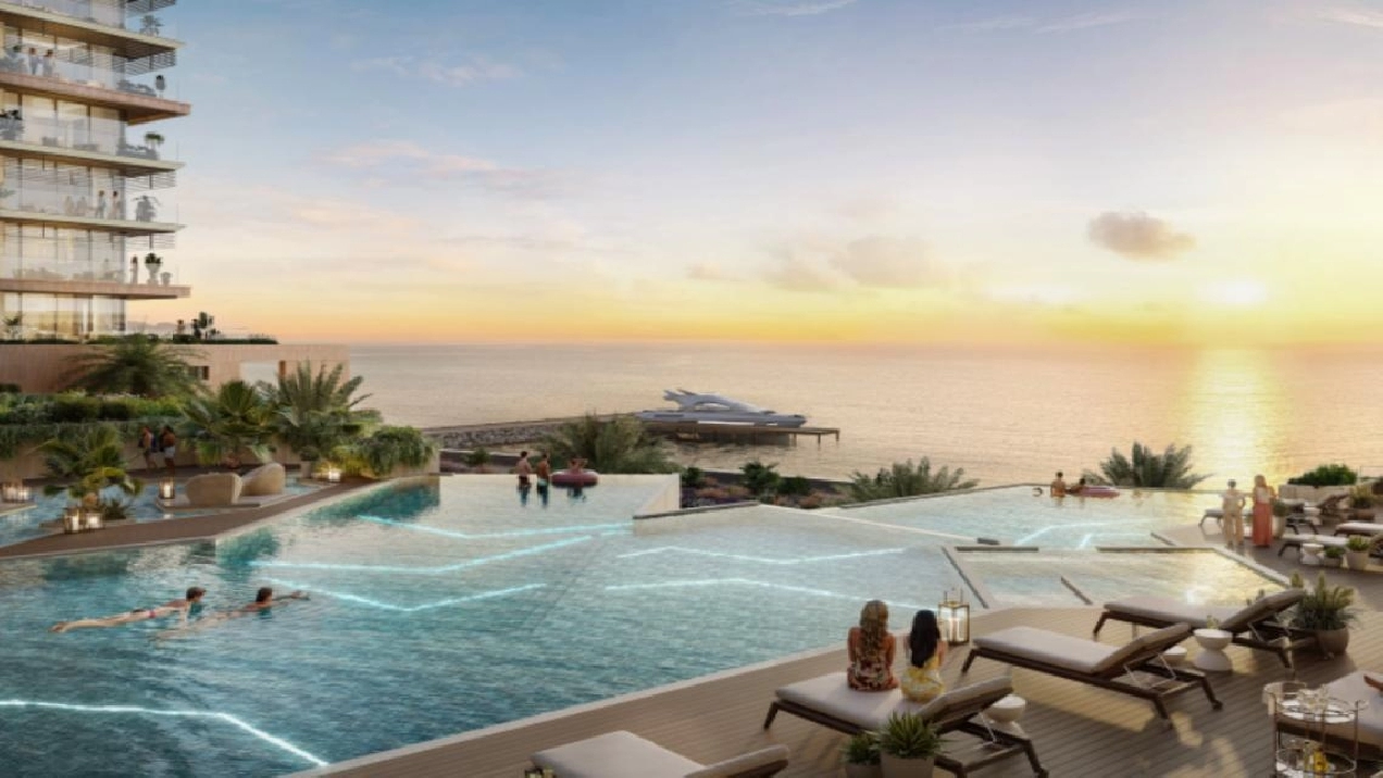 Waterfront Living |Thoughtfully Designed |High ROI Pictures