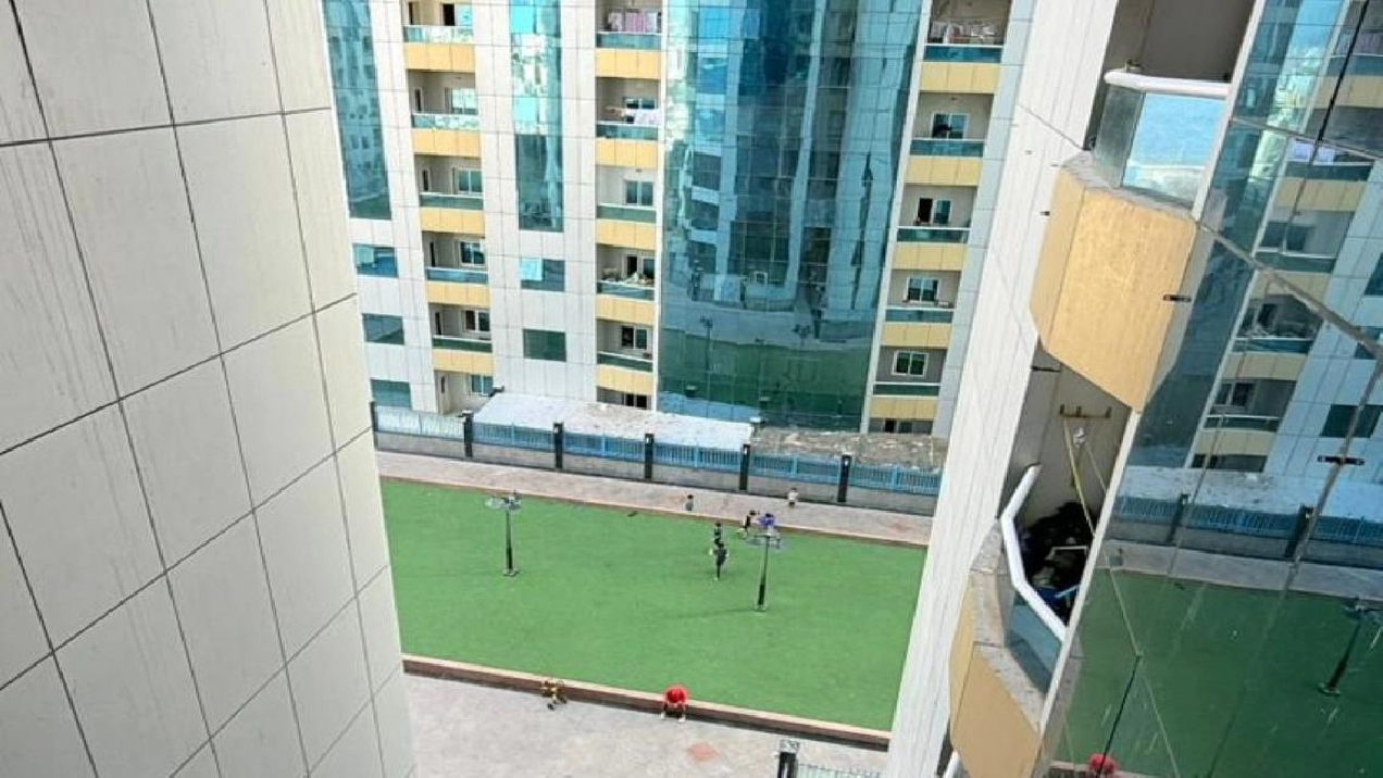 1 BR in Orient Tower 2: Embrace Urban Living Pictures