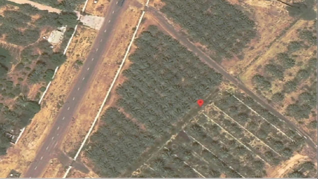 Lands in a prime location in Al Zahia