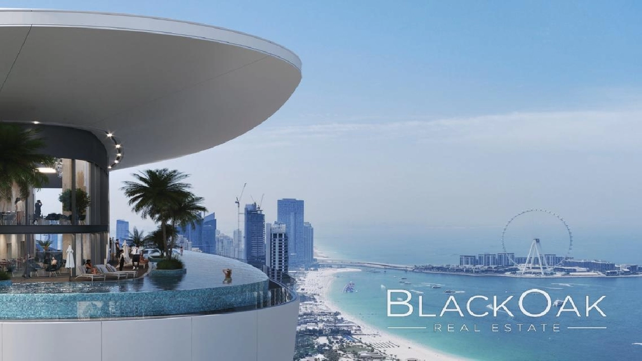 Luxurious Waterfront Living | Smart Home Penthouse Image# 1