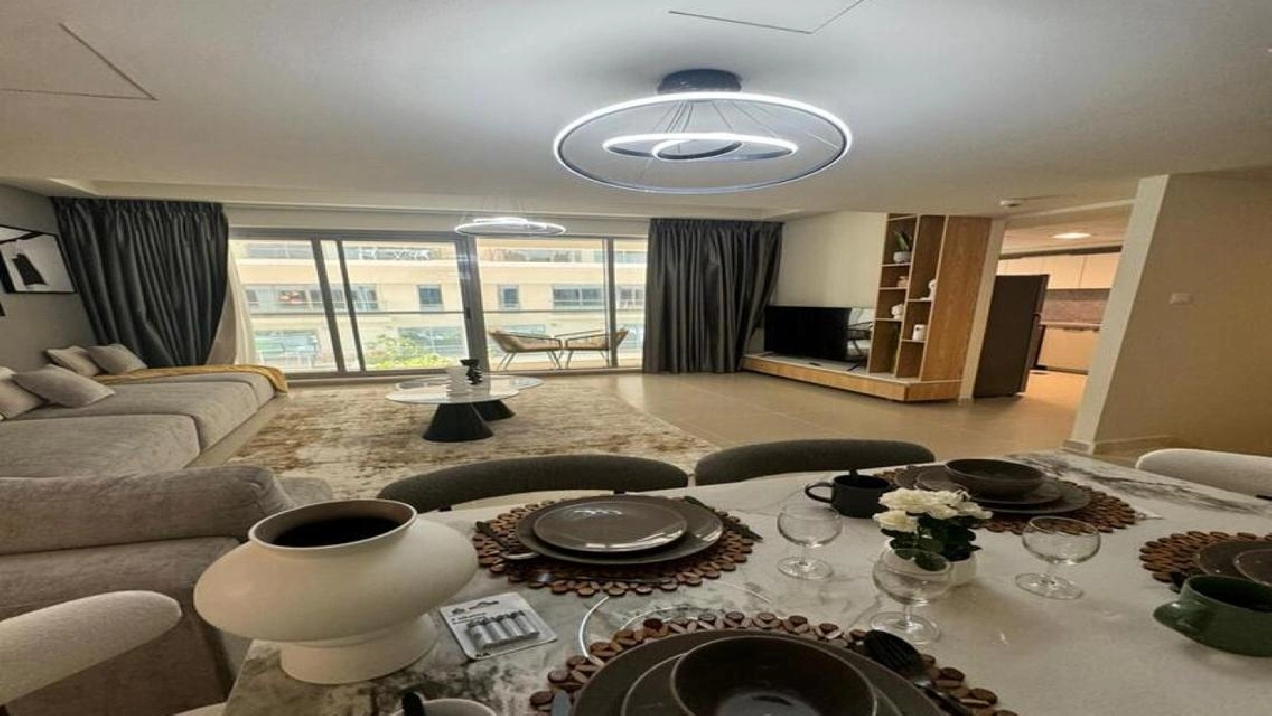 Stunning 2 BR Duplex in Pacific for Sale