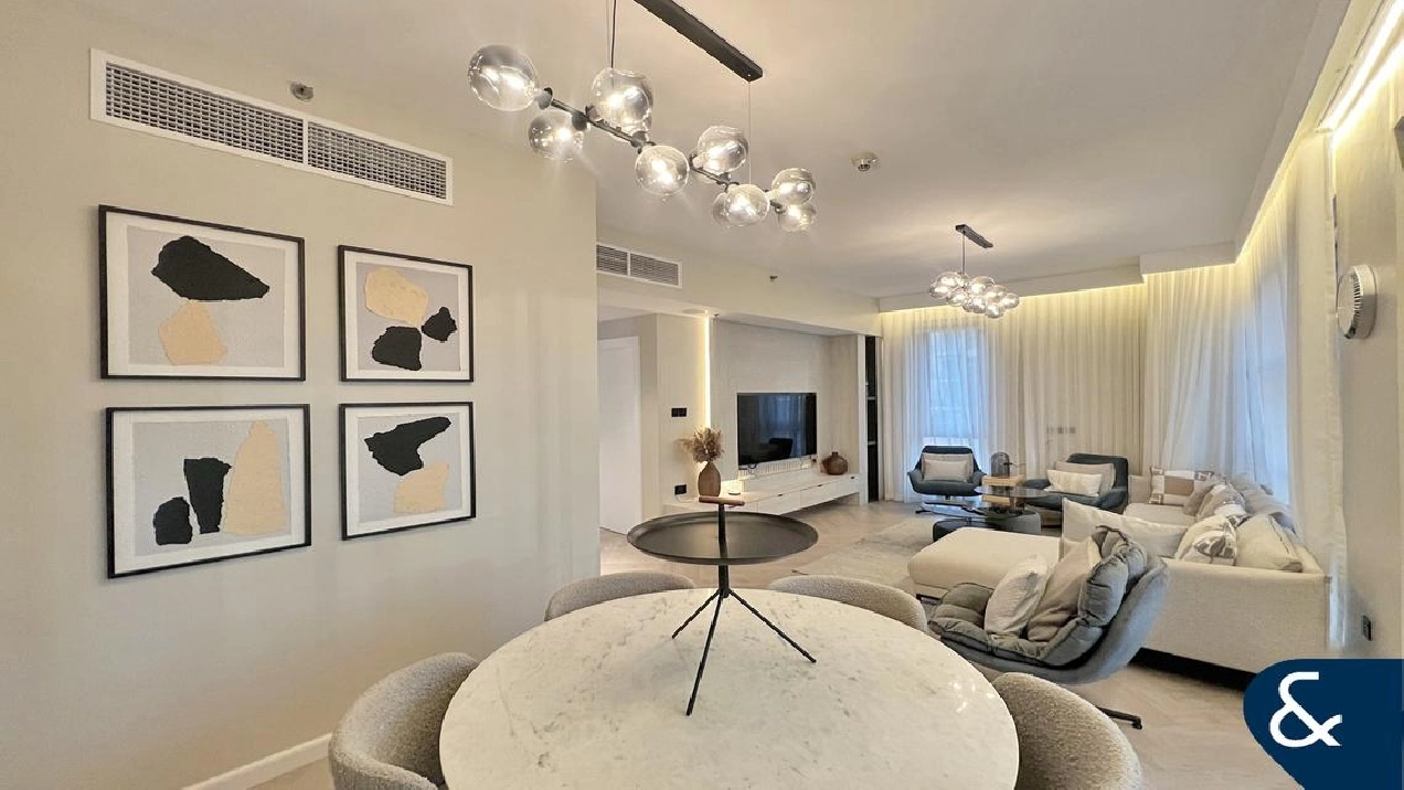 Burj view | Upgraded 2 Bedroom | 09 layout Image# 1