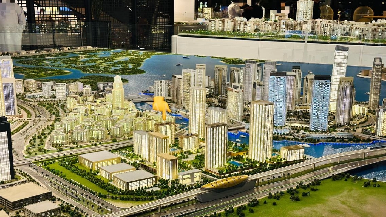 Best Price | Near Metro | Water and Beach View Image# 1