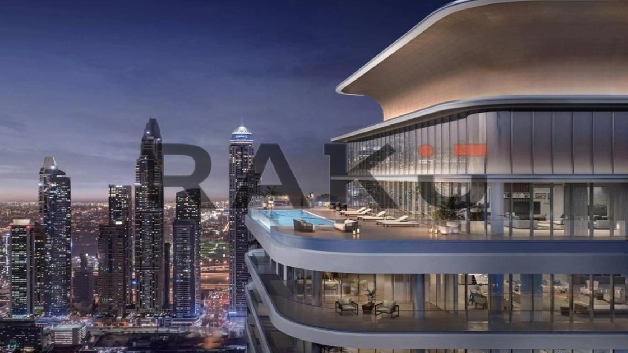 Luxury Seaside Living | Spacious | High ROI Image# 1