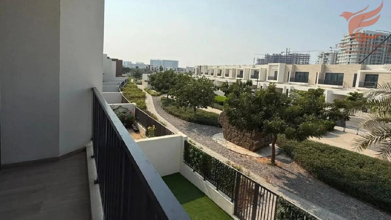 3BHK | LOW PRICED!!! | FURNISHED | BEACH ACESS Pictures