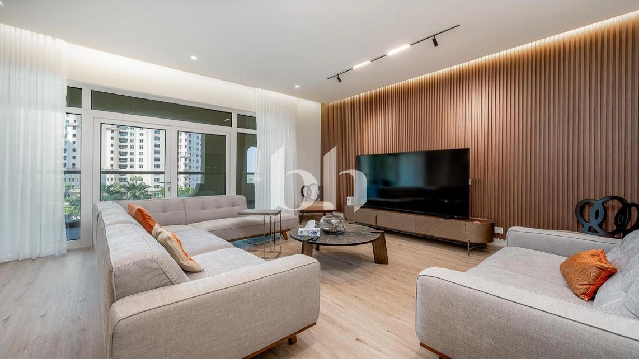 Fully upgraded I Vacant I E Type Image# 1