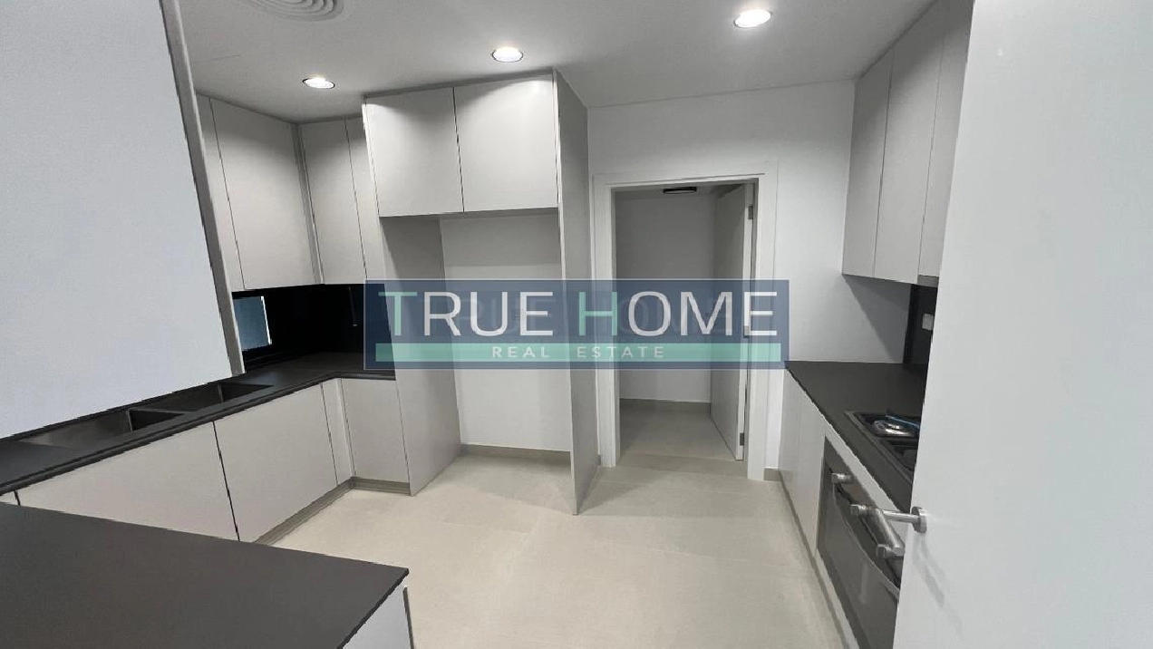4 BR Villa for Sale in Kaya, Tilal City