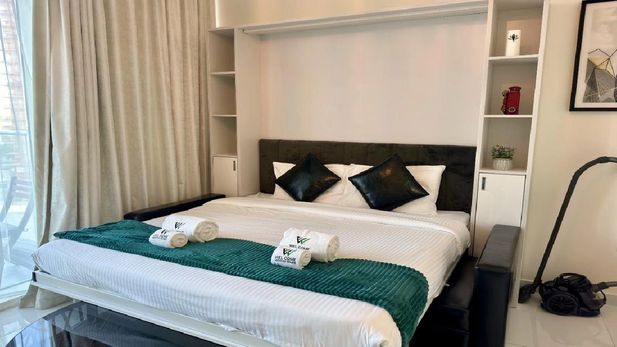 Spacious Studio | Furnished Unit | Hot Deal