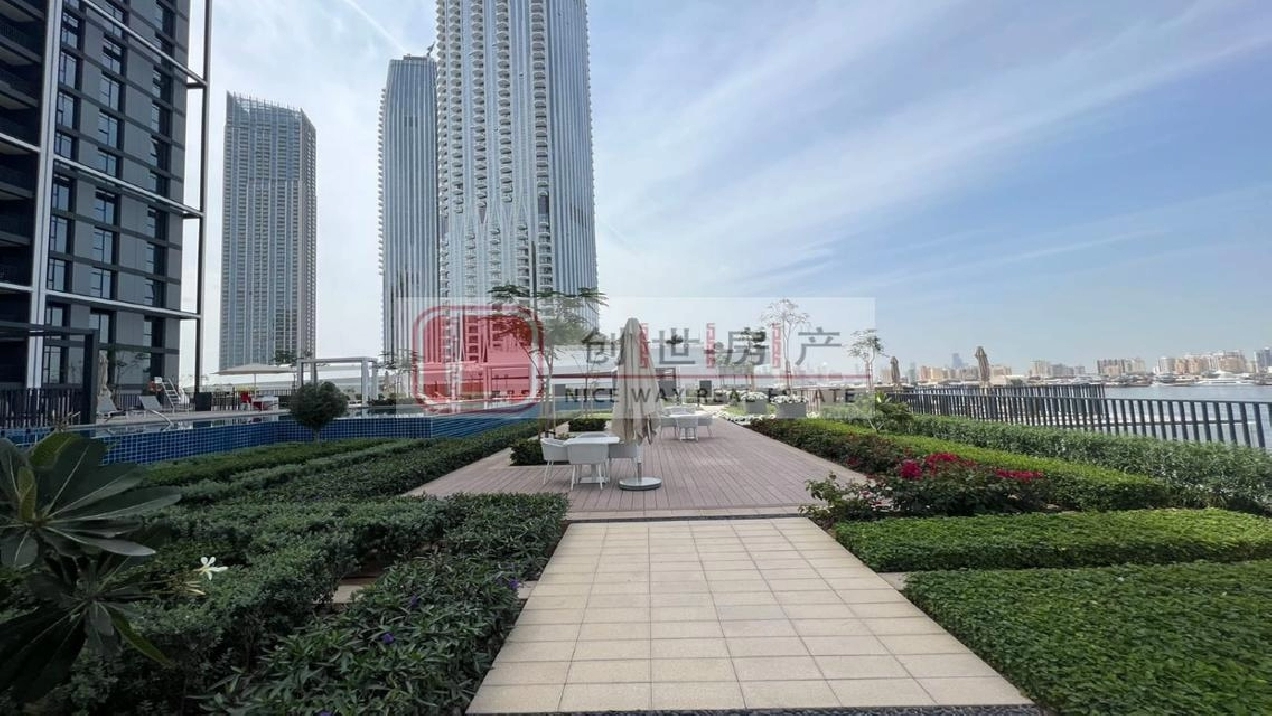 Full  Water View | Spacious Space| Exclusive Pictures