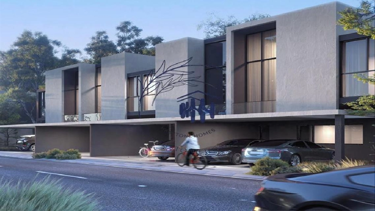 Single Row 3 BR Townhouse | Smart Home | Green View Pictures