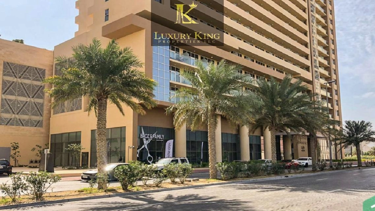 LARGE SIZE STUDIO FOR SALE BURJ VIEW Image# 1