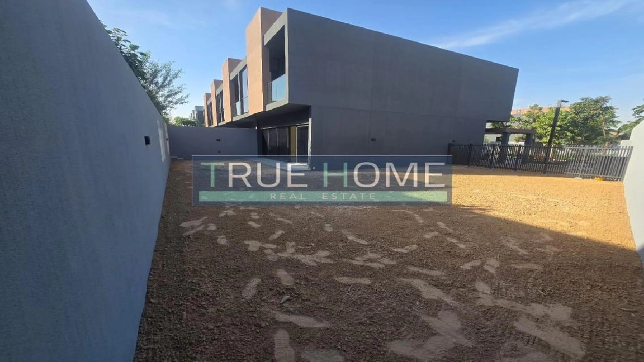 Corner Townhouse for Sale in Masaar Rubina Project Pictures