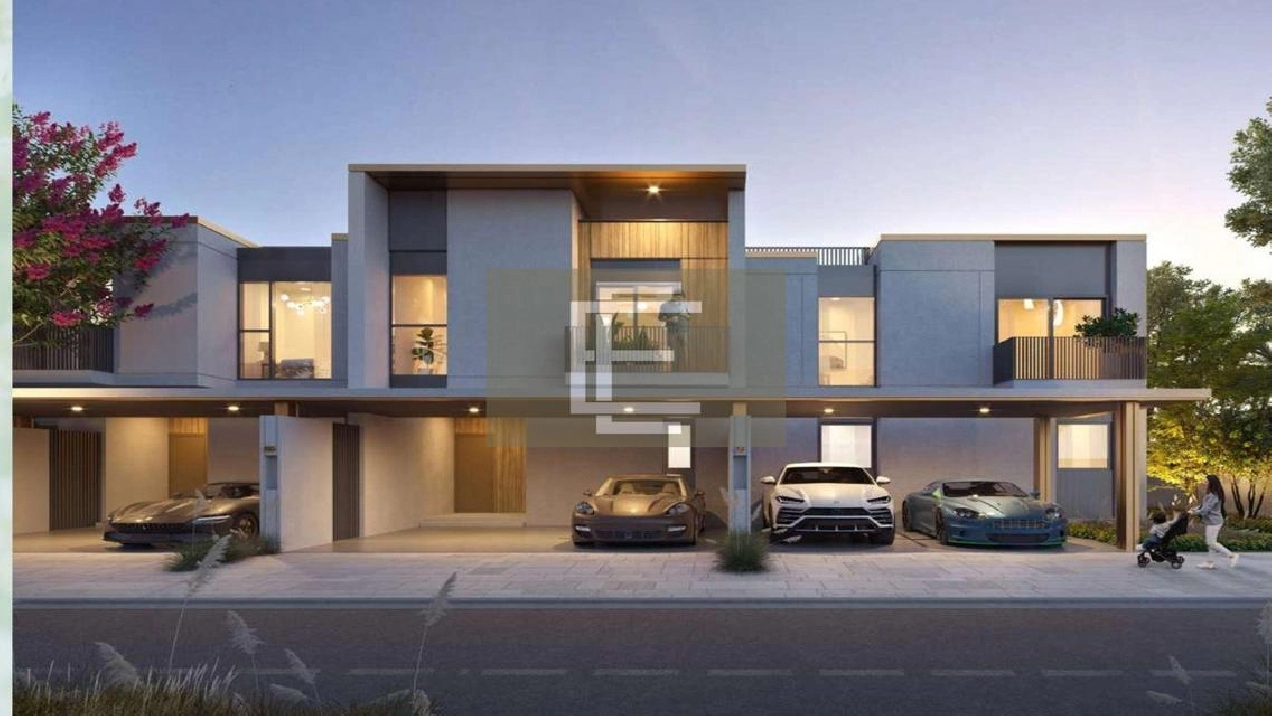 LUXURIOUS LIVING SPACES | CLASSIC TOWNHOUSE Image# 1