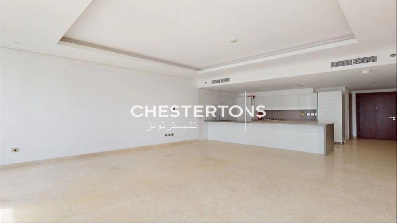 NO AGENT | LUXURY APT | LARGEST 1BR | CANAL VIEW Image# 1