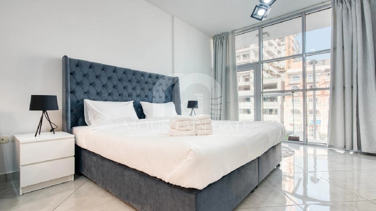 Rented Furnished Modern Balcony Great Location